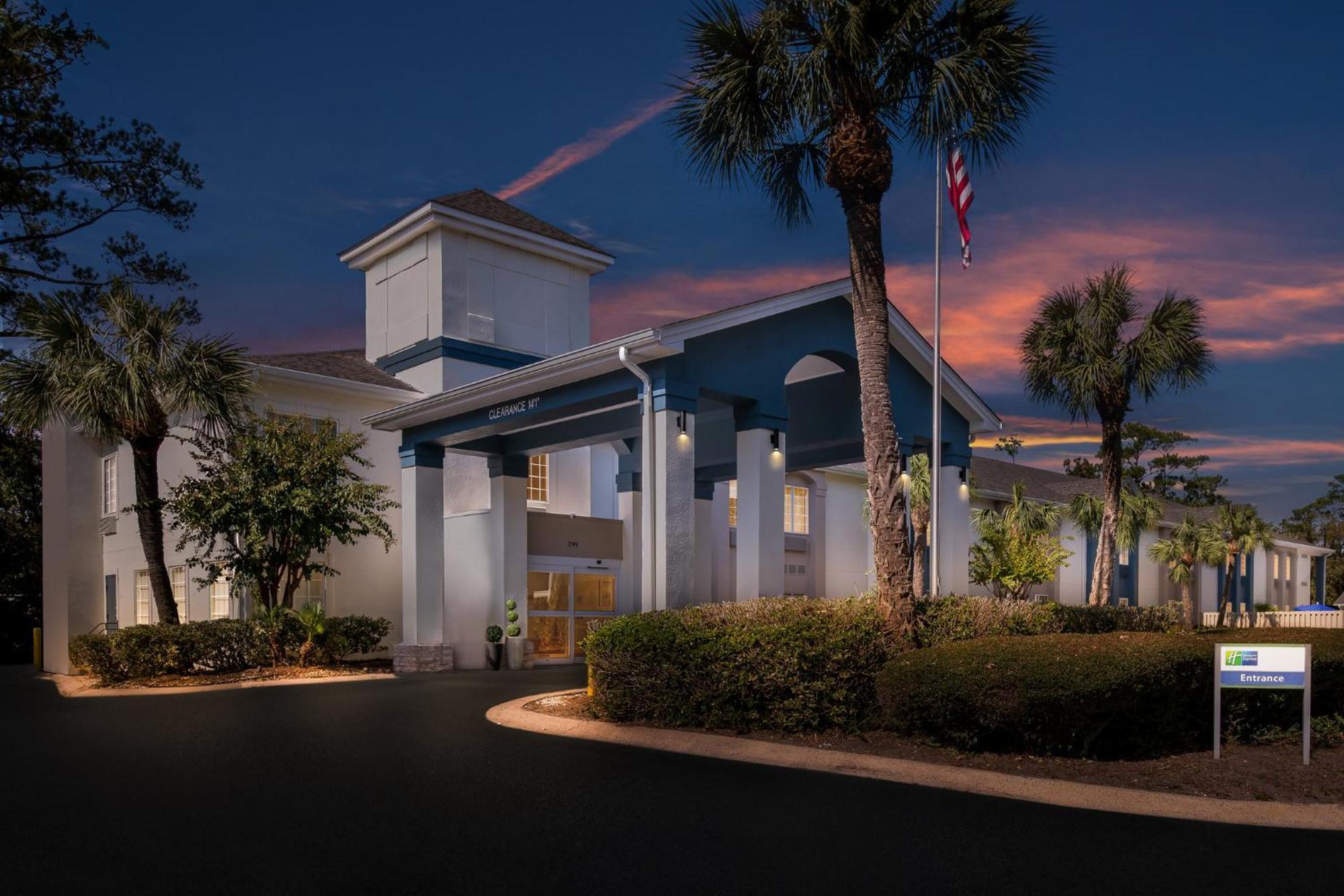 홀리데이 인 익스프레스 세인트 시몬스 아일랜드 St. Simons Island 외부 사진