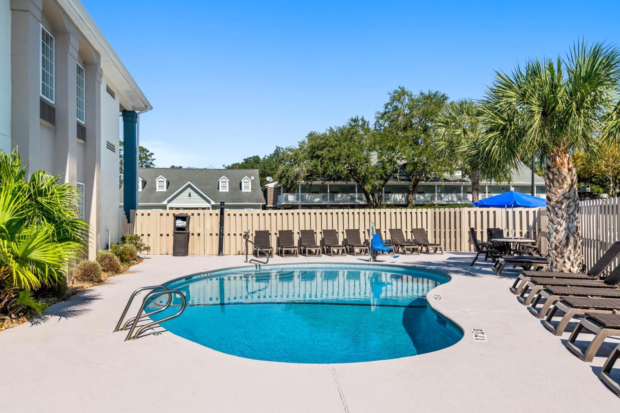홀리데이 인 익스프레스 세인트 시몬스 아일랜드 St. Simons Island 외부 사진
